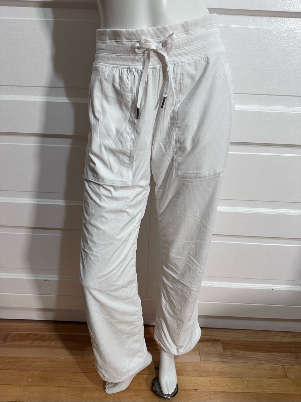 Lululemon Dance Studio Pant III *Lined 32" Size 10 White Gorgeous!